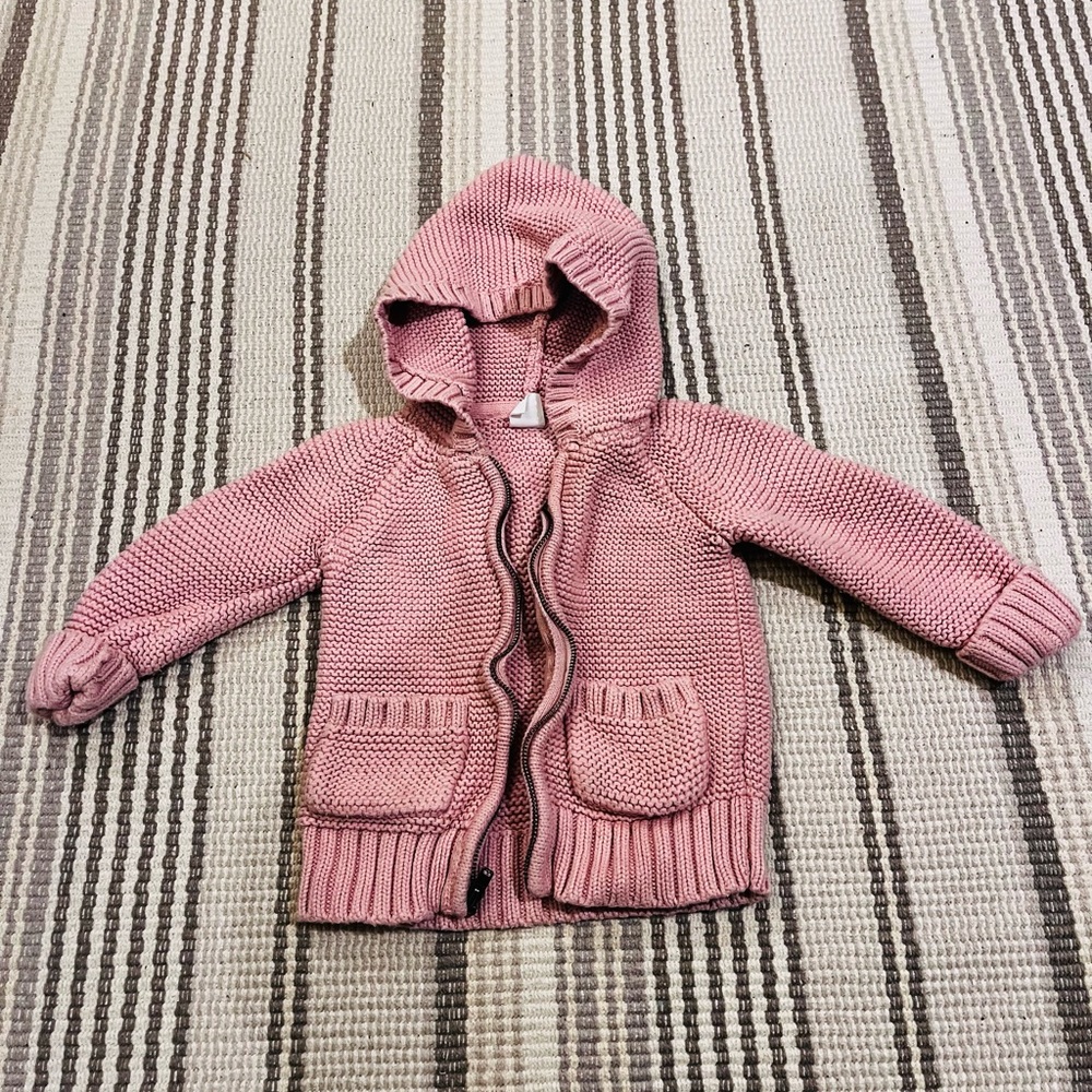 EUC Baby Gap pink/rose zipped hoodie sweater in 2T